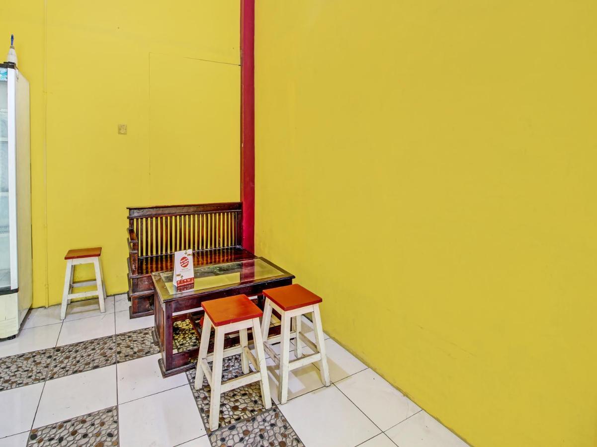 Capital O 91690 Moza Guest House Klaten Eksteriør billede