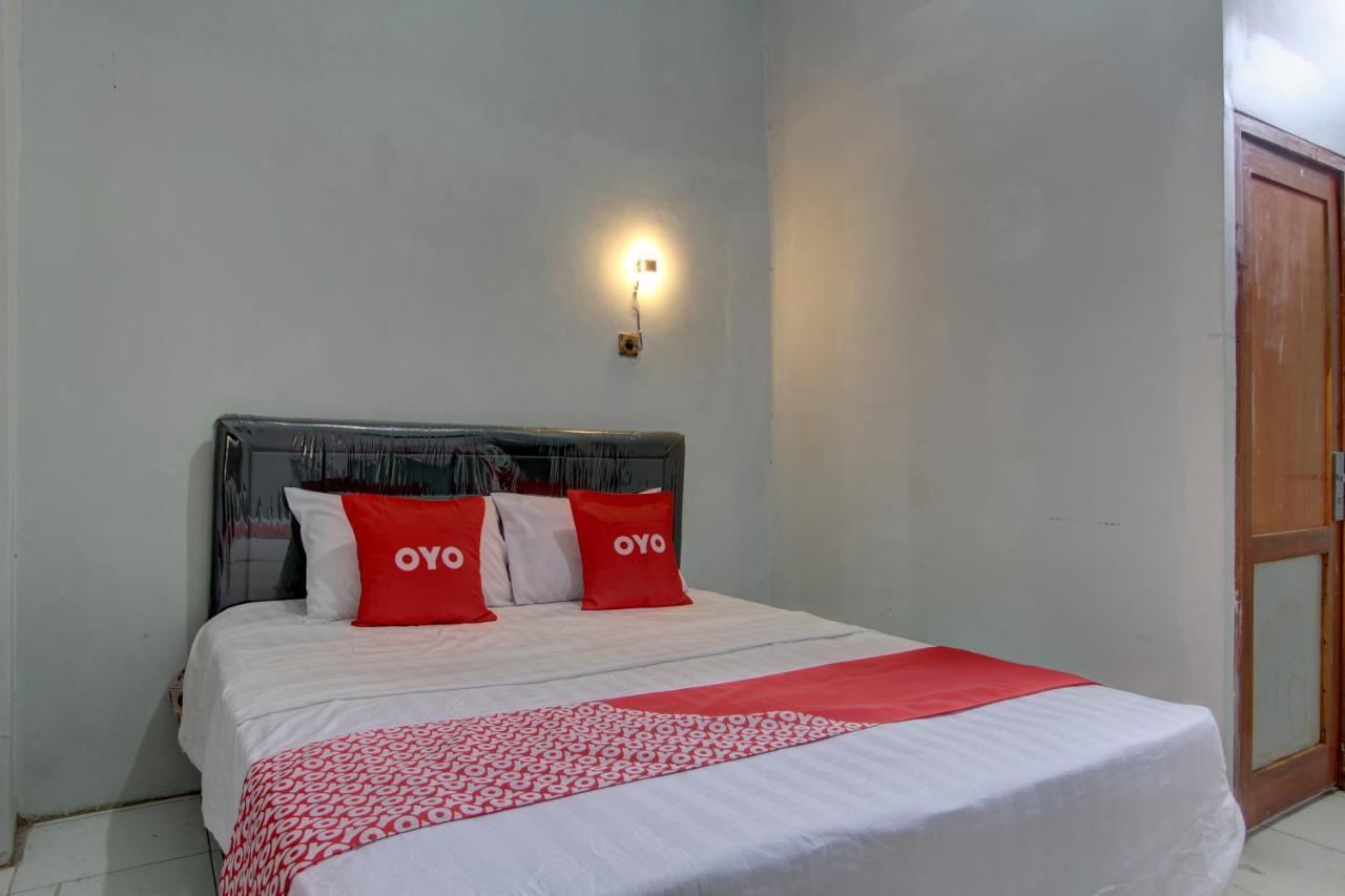 Capital O 91690 Moza Guest House Klaten Eksteriør billede